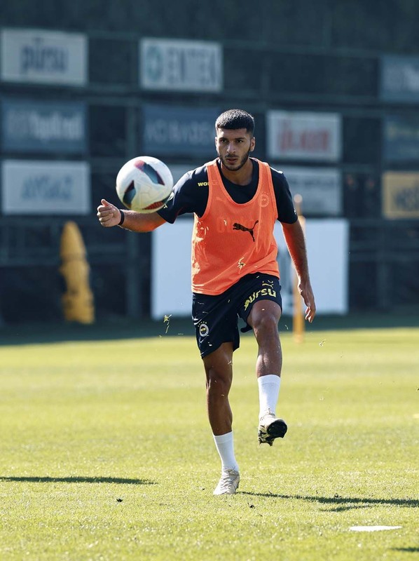 Fenerbahçe’den 9 milyon euroluk operasyon! Mourinho 2 yeni transferin biletini kesti! Devre arası yolcular - Resim: 5