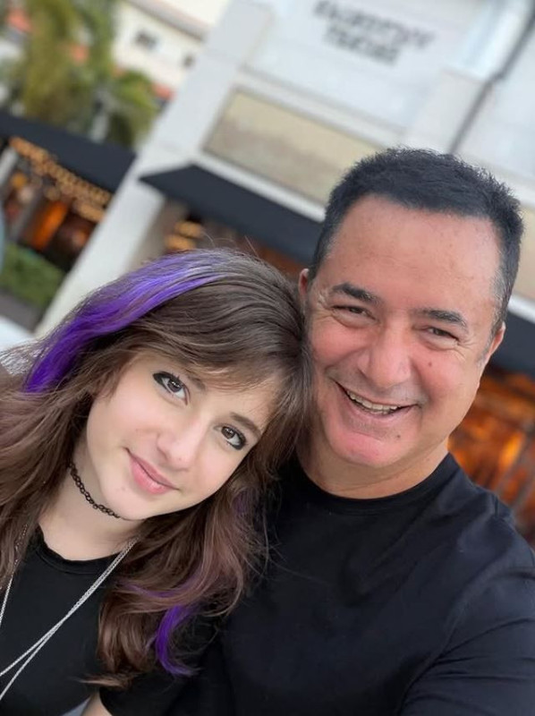 Acun Ilıcalı'nın kızı Melisa 12 yaşına girdi! Sosyal medya hesabından peş peşe paylaştı - Resim: 2