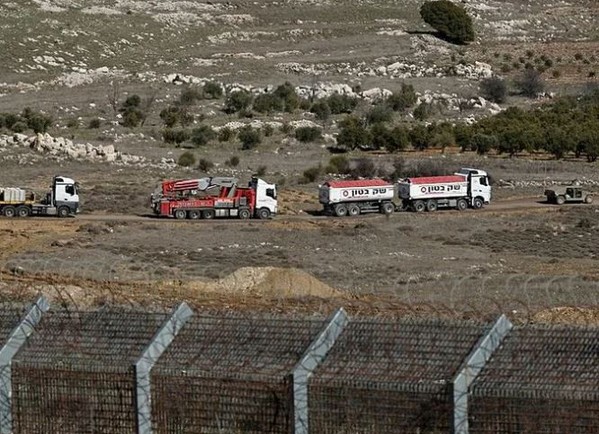 Golan Tepeleri’ndeki hareketlilik uydu görüntülerine yansıdı! İsrail yeni askeri üsler inşa ediyor! - Resim : 3