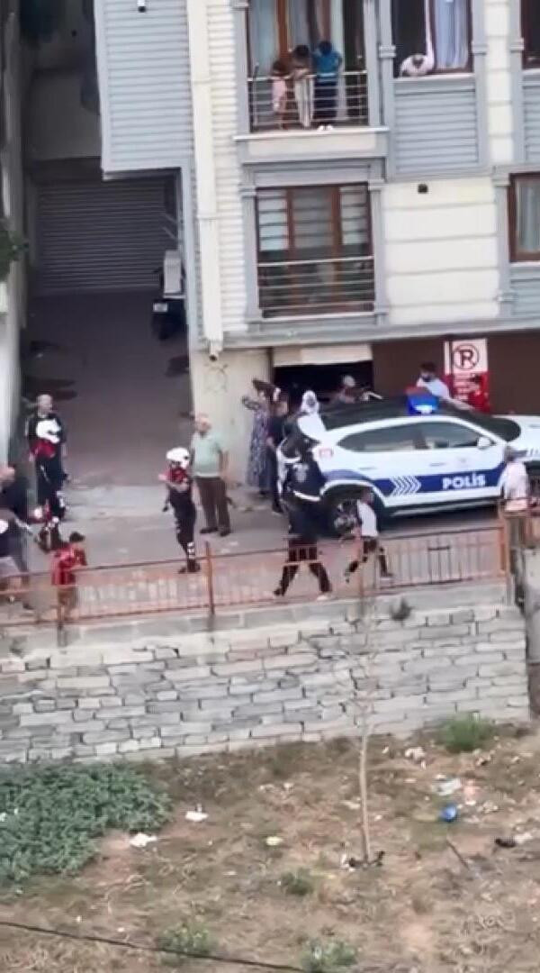 Kağıthane'de mahalleliyi ayağa kaldıran olay! 4 çocuk kaçıp yardım istedi, mahalleli harekete geçti - Resim : 2