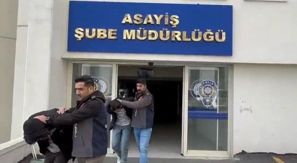 250 bin dolarlık vurgun! Kıskıvrak yakalandılar - Resim : 2