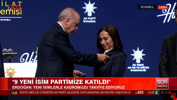 Cumhurbaşkanı Erdoğan, AK Parti'ye geçen son CHP'li isimleri duyurdu - Resim : 1