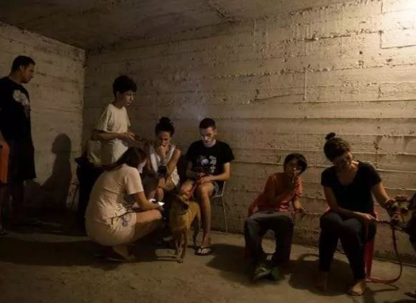İsrailliler her siren çaldığında oraya koşuyor! İsrail'deki sığınaklara dair neler biliniyor? - Resim : 1