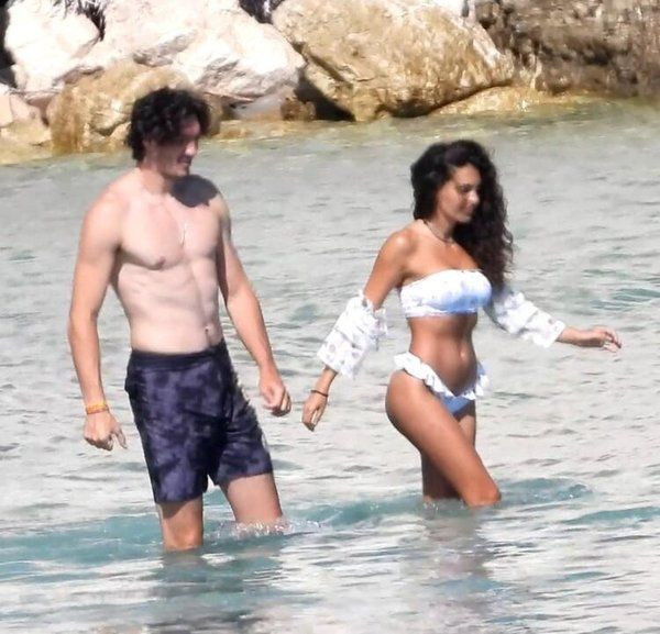 Ebru Şahin sevgilisi Cedi Osman’dan ayrıldı mı? İddialara son noktayı koydu! - Resim: 2