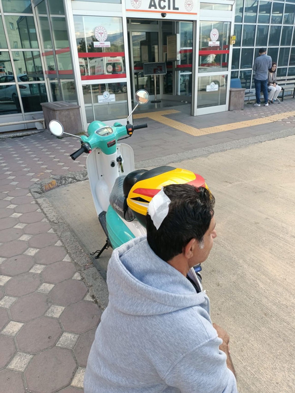 Tokat'ta 1 tane hayvanı yaralı olarak gördü. Tam hayvana doğru yaklaştığında 1 tanesiyle ilgili korkunç bir olay yaşandı - Resim: 3