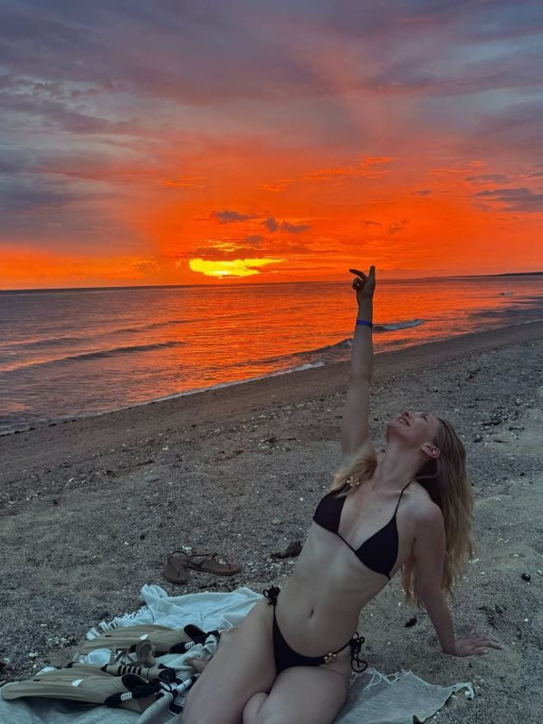 Yasemin Kay Allen 36 yaşına girdi! Meksika sahillerinden peş peşe paylaştı - Resim: 4