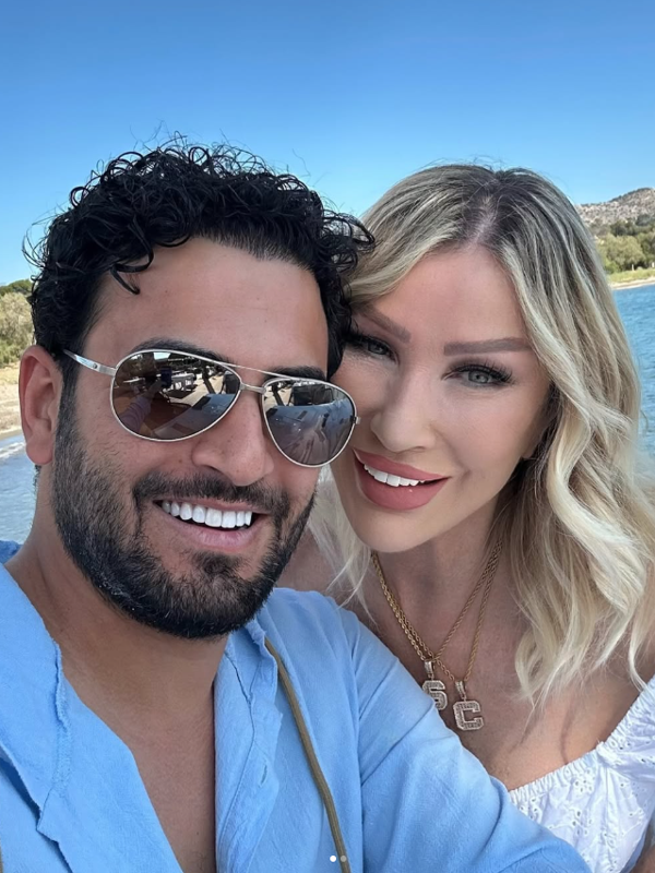 Seda Sayan bu kez makyajsız aşk pozu paylaştı! İşte ünlü şarkıcının doğal hali genç kızlara taş çıkartı - Resim: 3