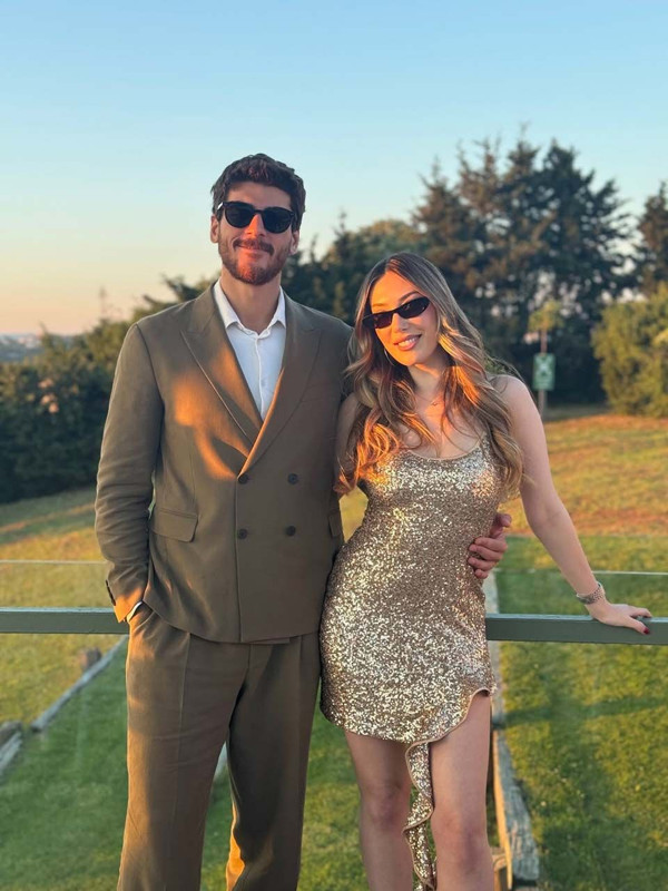 Ayrılık iddiası gündeme gelmişti! Yiğit Poyraz ve Yasmin Erbil’den kafa karıştıran hamle! - Resim: 1