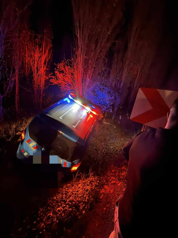 Jandarmaya ait araç şarampole düştü: Yaralı askerler var - Resim: 2