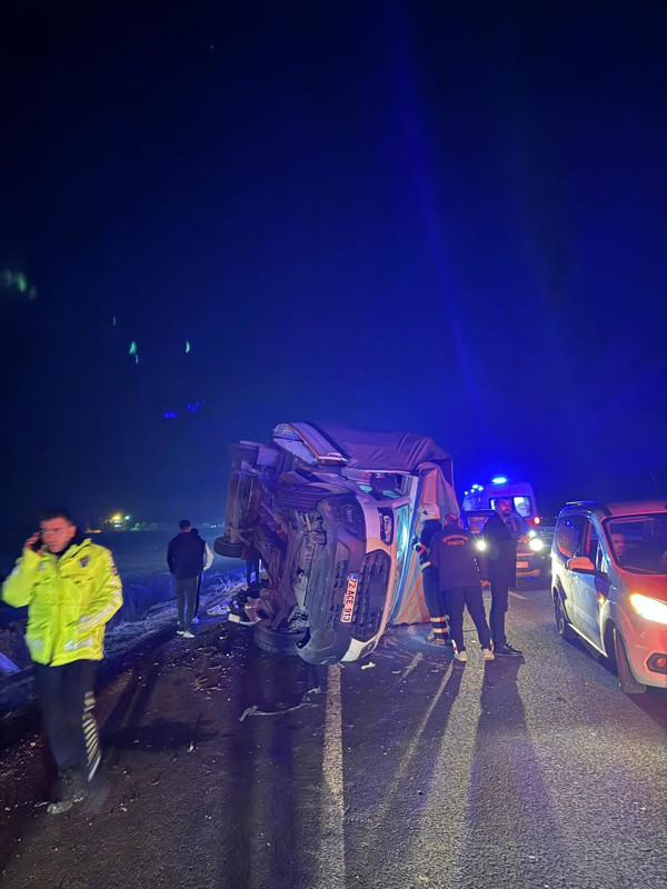 Diyarbakır’da katliam gibi kaza! 5 araç birbirine girdi: Çok sayıda ölü ve yaralı var - Resim: 3