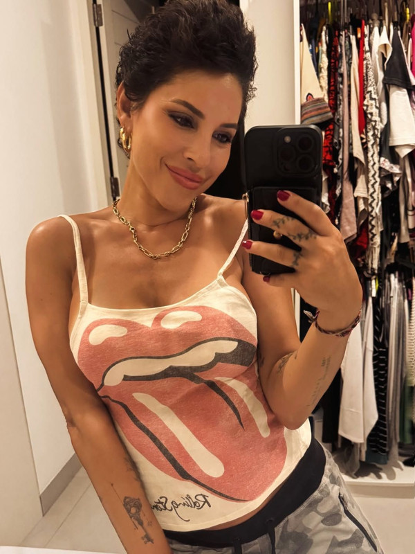 Kansere yakalandıktan sonra Türkiye'den ayrılmıştı! Irmak Ünal'ın son hali ortaya çıktı - Resim: 2