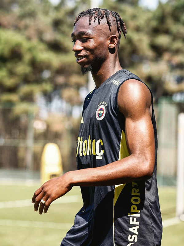 Fenerbahçe'ye Şampiyonlar Ligi öncesi kötü haber! Yıldız oyuncu forma giyemeyecek - Resim: 4