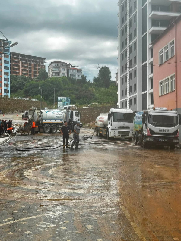 2,2 milyon liralık hasar! Giresun'u sel vurdu: Dereler taştı, yollar göle döndü - Resim: 8