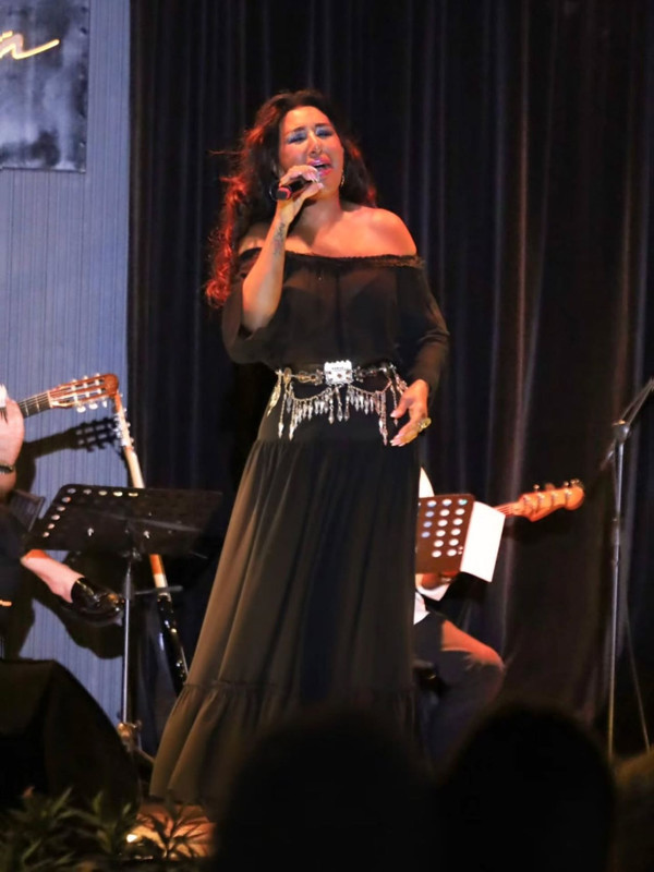Kırık ayağıyla konser verdi! Nükhet Duru yaşadıklarını anlattı - Resim: 3