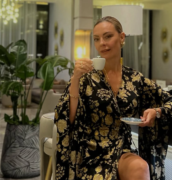 Özge Özder'den estetik çıkışı! Bakın neye karşı çıktı - Resim: 3