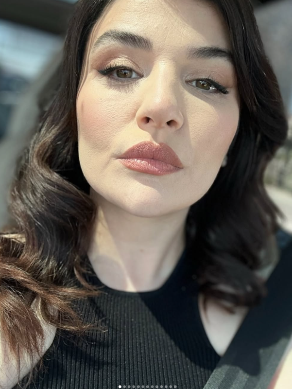 Gonca Vuslateri'den iddialı imaj değişikliği! Yeni hali sosyal medyayı salladı - Resim: 3