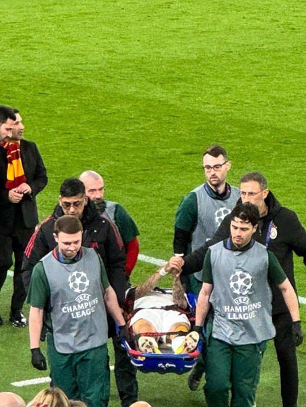 Anfield’de "sakatlık" laneti! Noa Lang’tan sonra bir yıldız daha sakatlandı! - Resim: 9