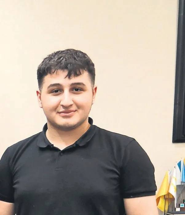 Attığı mail sonu oldu! 5 milyarlık imparatorluğu böyle çökertildi - Resim : 1