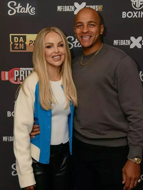 400 tane ameliyat geçirdi. Eski sevgilisinin yüzüne asit attığı güzel sunucunun son hali ortaya çıktı - Resim: 6