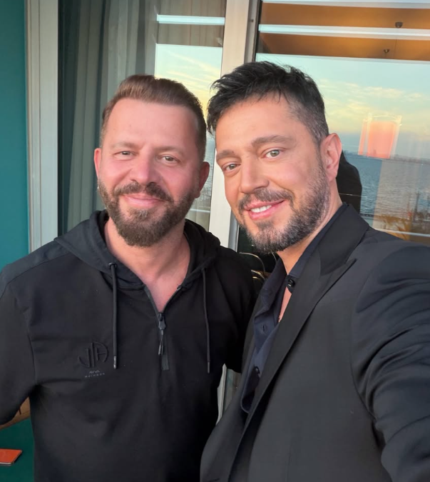 Murat Boz abisiyle poz verdi! Benzerlikleri dikkat çekti - Resim: 5