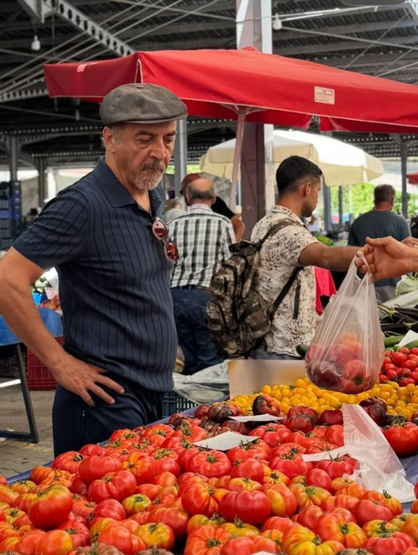 Yılmaz Erdoğan'dan pazar alışverişi! Sosyal medya hesabından peş peşe paylaştı - Resim: 4