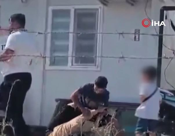 Bu görüntüler Türkiye'yi ayağa kaldırdı! Çocuklarının önünde eşini döven o cani hakkında jet karar - Resim : 1