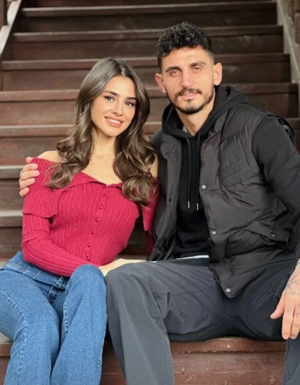Çağlar Hazal'dan futbolcu sevgilisi Samet Akaydin'a romantik kutlama! "Seni her şeyden çok seviyorum" - Resim: 2