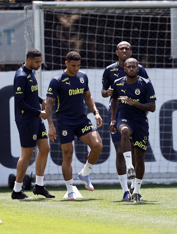 Fenerbahçe scout ekibi yeni stoperi buldu! 10 milyon euroluk yıldız radara girdi! “Transfer edilebilir” raporu verildi - Resim: 1