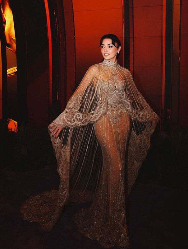 Joy Awards ödül töreninde Hande Erçel rüzgarı! Arapça konuşmasıyla gündem yarattı - Resim: 3