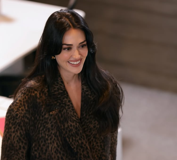 Esra Bilgiç yeni yaşını yurt dışında kutladı! Sevgilisinin mesajı olay oldu - Resim: 1