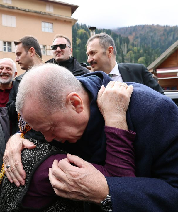 Cumhurbaşkanı Erdoğan Rize'de!  Komşularıyla sohbet etti, Ayder Yaylası'nı ziyaret etti - Resim: 4