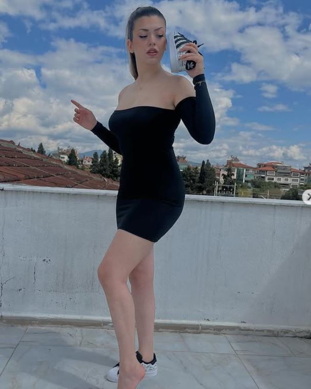 "Yılaaaan" kelimesiyle ünlenmişti! Instagram fenomeni Simge Barankoğlu'nun aylık abonelik kazancı dudakları uçuklattı - Resim: 44