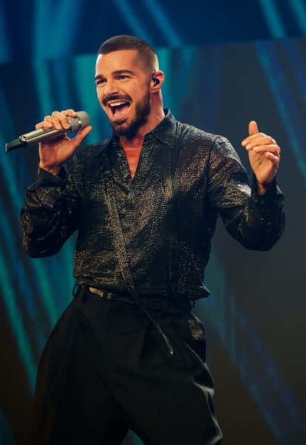 Hülya Avşar’dan Ricky Martin sorusuna olay yanıt: "Düşünsenize gidip tekrar onun poposunu ellediğimi" - Resim : 2