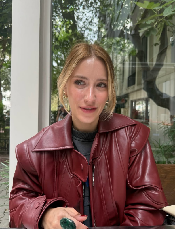 Hazal Kaya 35 yaşına girdi! Doğum günü kareleri peş peşe geldi - Resim: 4