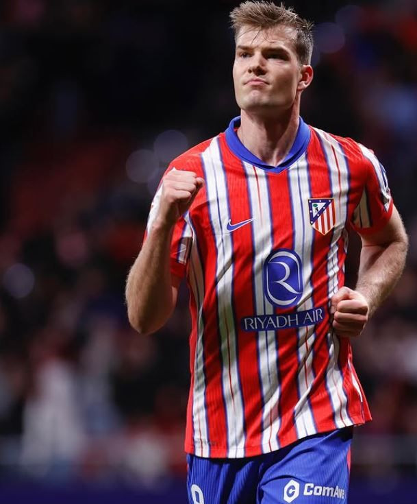 Fenerbahçe devre arasında hamle yapacaktı! Yıldız futbolcu için rakip çıktı - Resim: 11