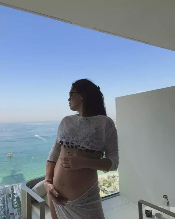 Anne olmak için gün sayıyor! Survivor Sahra Işık hamilelikte kaç kilo aldığını açıkladı! Karnı burnunda pozlarına beğeni yağdı - Resim: 5