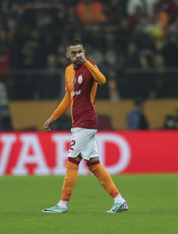 Okan Buruk üzerini çizmişti! Transfer için anlaşmaya vardı! Galatasaray’ın 5 milyon euroluk yıldızı sonunda gidiyor! - Resim: 6