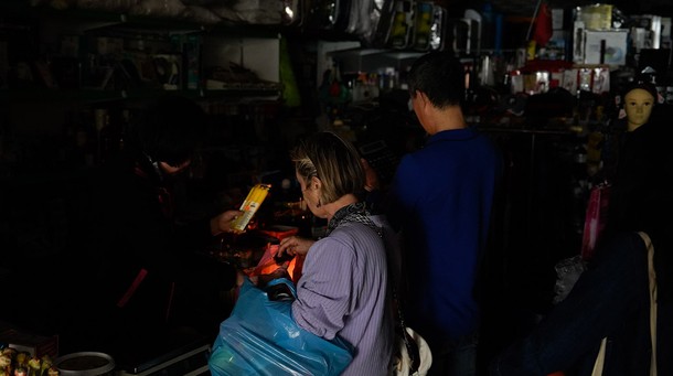 Avrupa'da elektrik kaosu! Her şey 5 saniyede oldu: İşte son durum - Resim : 5