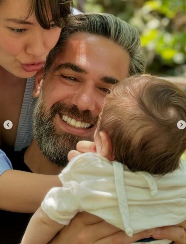 Aziz bebek büyüyor! Neslihan Atagül’den yürekleri ısıtan paylaşım! 5 aylık oğlu Aziz ve Kadir Doğulu’nu o fotoğrafını paylaştı - Resim: 2