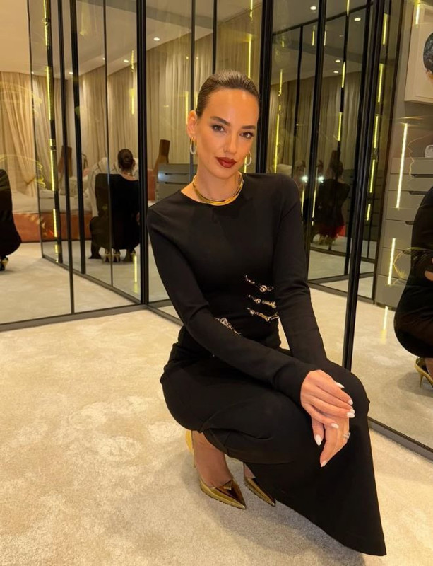 Fotoğraf çektirebilmek için 1 milyon TL ödediği iddia edilmişti! Seda Bakan'dan Jennifer Lopez karesine cevap - Resim: 2