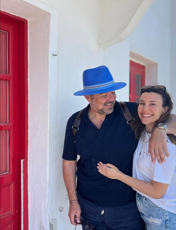 Ata Demirer'den aşk dolu kutlama! Sevgilisinin doğum gününde peş peşe paylaştı - Resim: 2