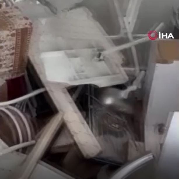 Bayburt'a yaklaşık 40 kilometre uzaklıkta bulunan Üzengili köyünde uyandılar. Yakında 500 500 Türkiye'de uyanacaklar. 10 yeri perişan ettiler - Resim: 3