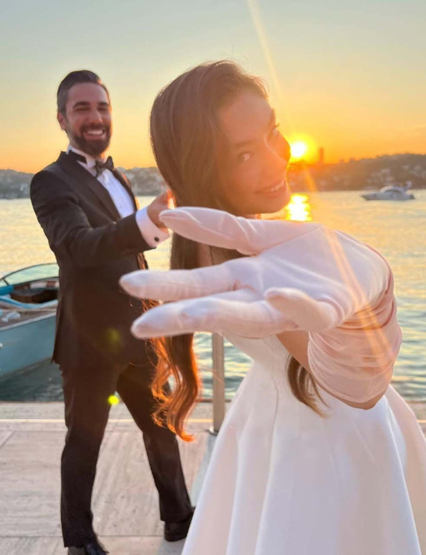 Romantizm zirve yaptı! Kadir Doğulu’dan Neslihan Atagül’e aşk dolu doğum günü mesajı! - Resim: 2