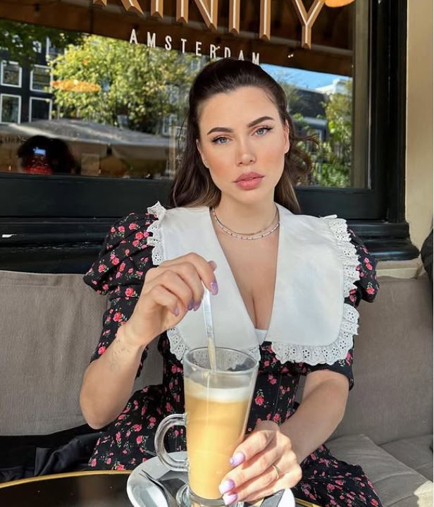 Bilal Hancı'nın eski eşi Esin Cepni OnlyFans hesabı açmıştı! Cepni'nin Instagram'dan paylaştığı son fotoğraf ise ortalığı yıktı geçti: Resmen çıplak - Resim: 26