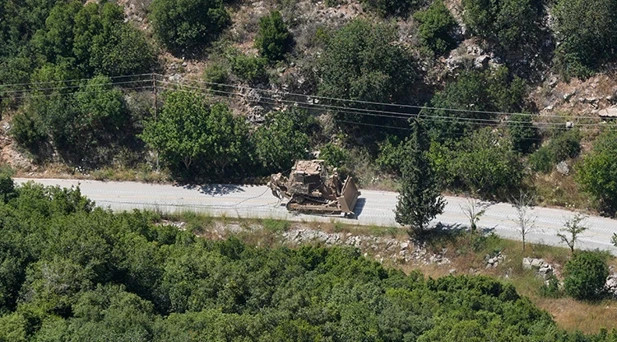 İsrail ordusunda olağan dışı hareketlilik: Lübnan sınırında dev yığınak! - Resim : 3