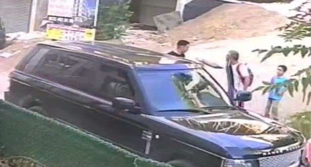 Çocuklarını okula götüren babaya tokat attı! Skandal görüntülere tepkiler çığ gibi büyüdü... Bakan Yerlikaya o haberi duyurdu - Resim : 2