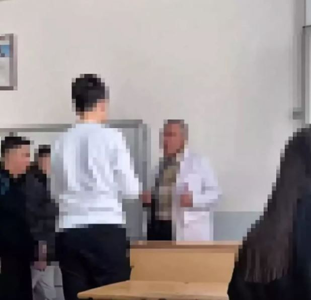 Lisedeki görüntüler çok tepki çekmişti! Öğretmen Canpolat sessizliğini bozdu - Resim: 2