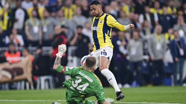 Fenerbahçe şampiyonluk yarışında havlu attı! Kadıköy’de tek gol - Resim : 3