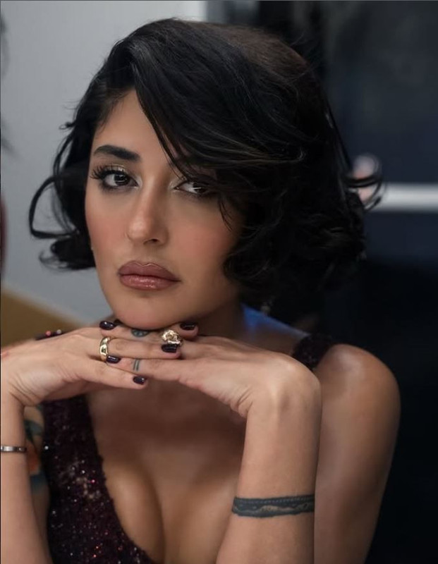 Evliliğini tek celsede sonlandırmıştı! Melek Mosso'dan duygulandıran gelinlik açıklaması - Resim: 5