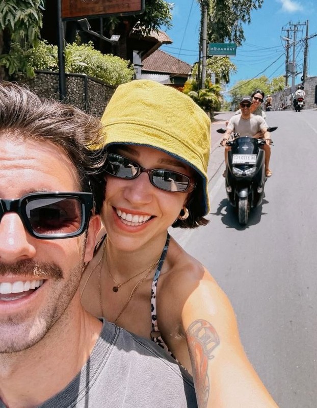 Zeynep Bastık ve sevgilisi Serkay Tütüncü'den aşk dolu Bali Tatili! Romantik pozları büyük beğeni topladı - Resim: 5